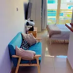 Aesthetic Blue Studio On Marina Walk